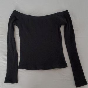 Off shoulder crop top